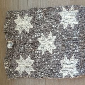 Knit vest